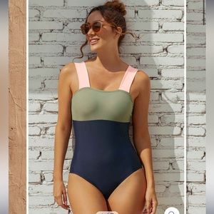 Square Neck Colorblock One Piece Swimsuit